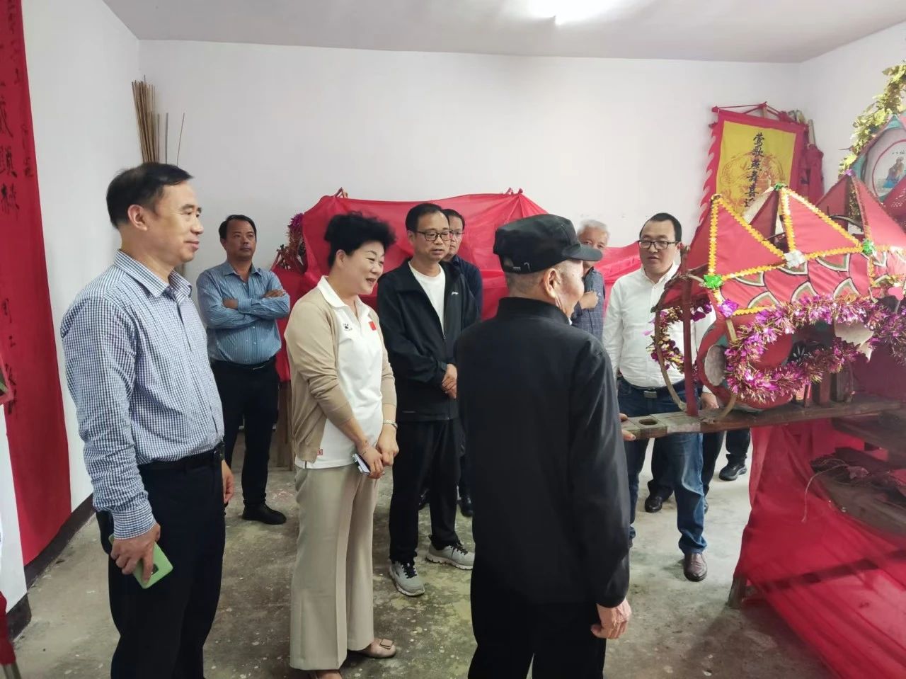铜陵市人大常委会调研组来我县开展非遗保护传承调研