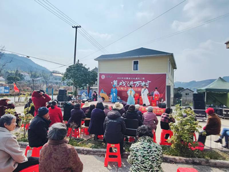 我们的中国梦·文化进万家——文艺下基层演出活动开演中（六）