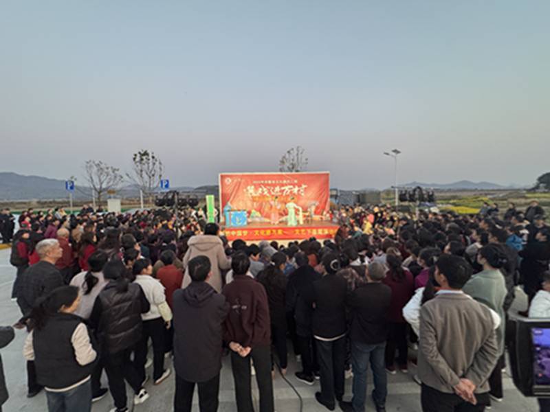我们的中国梦·文化进万家——文艺下基层演出活动开演中（十一）