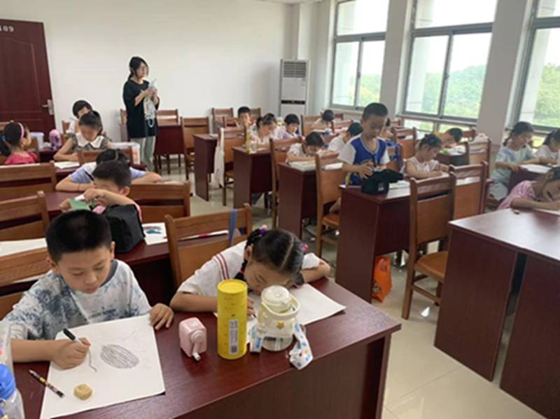 枞阳县文化馆暑期少儿公益培训班全面结课
