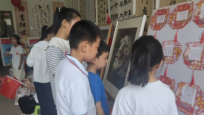 “童心飞扬 · 彩绘新篇章”庆国庆 迎中秋书画展圆满举办