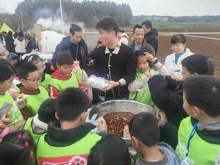 书香出馆，薯香满园：枞阳县义津镇创新“文化+农业”研学模式引燃春日活力