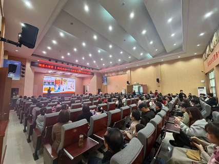 陶勇医生：以医学守护光明，用文字治愈人心