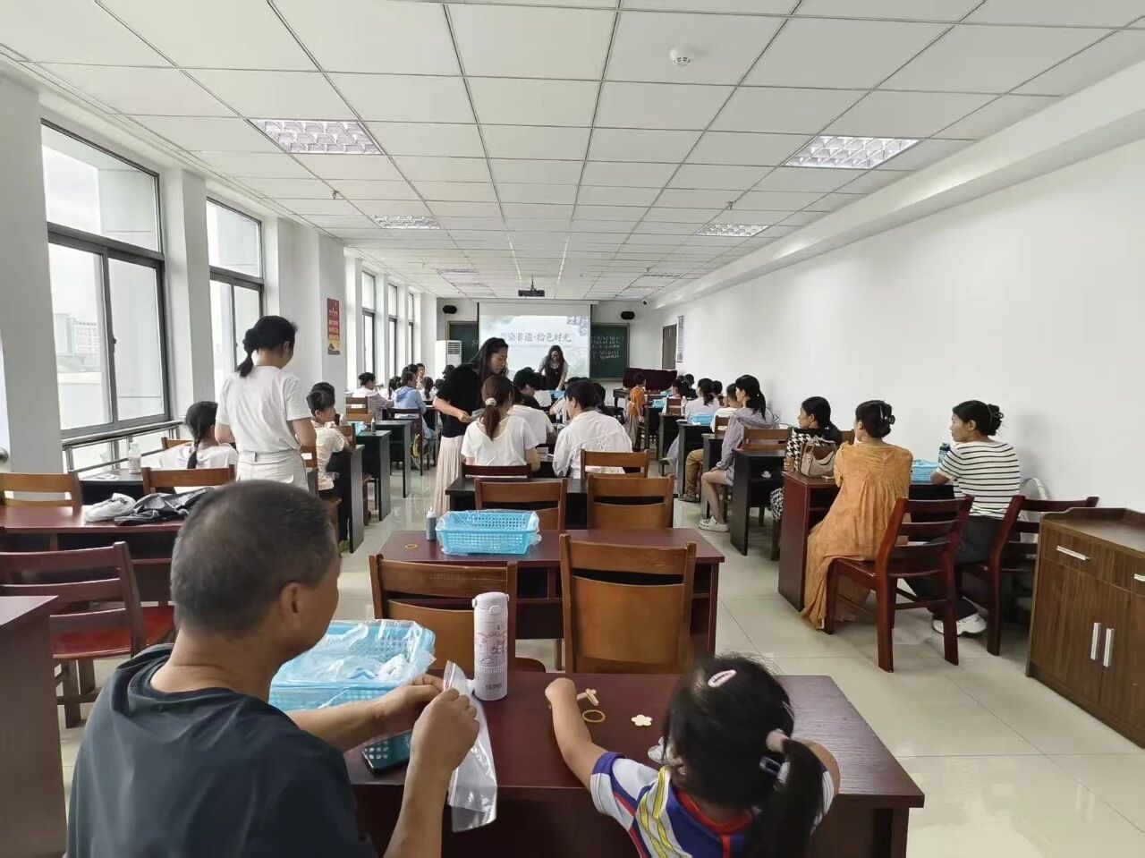 青染非遗·拾色时光 扎染体验活动圆满落幕