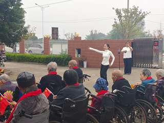“重阳送暖 声入夕阳”养老院流动文艺慰问活动圆满举行